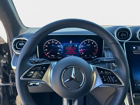 Used 2026 Mercedes-Benz GLC 300 GLC 300 image 24