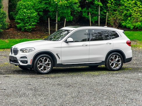 Used 2021 BMW X3 xDrive30i w/ Convenience Package image 3