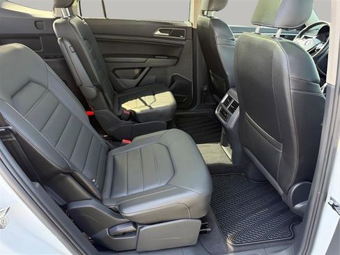 Used 2018 Volkswagen Atlas SEL Premium AWD/4WD image 38