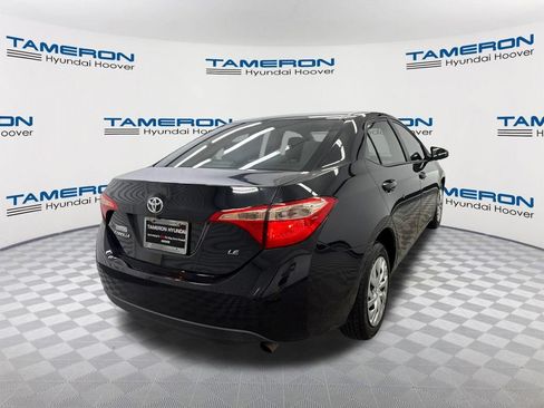 Used 2018 Toyota Corolla LE FWD image 5