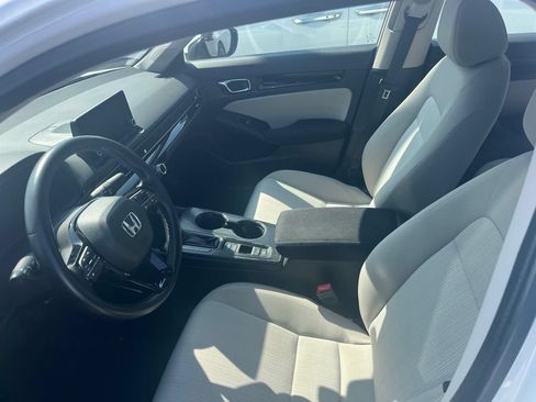Used 2024 Honda Civic EX image 4