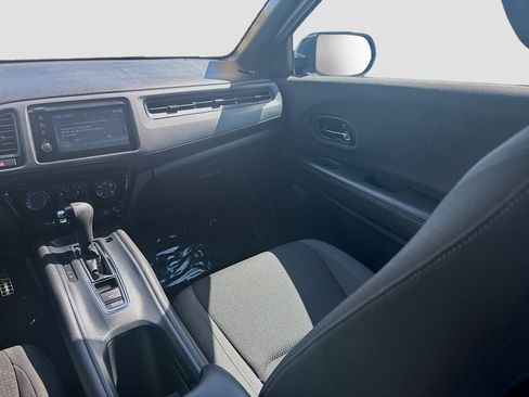 Used 2021 Honda HR-V Sport image 21
