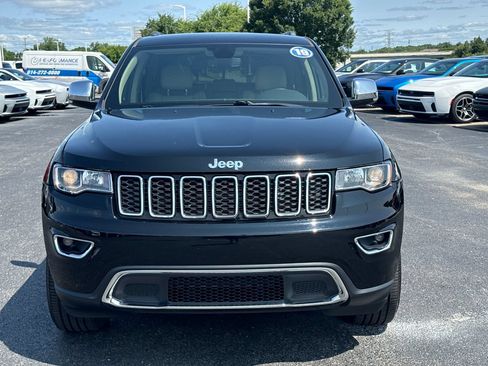 Used 2019 Jeep Grand Cherokee Limited AWD/4WD image 8