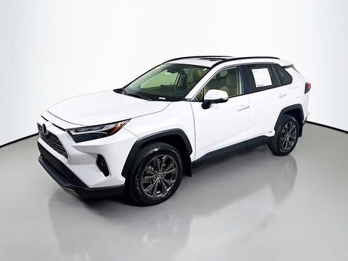 Used 2024 Toyota RAV4 Limited w/ Advanced Technology Package AWD/4WD image 3