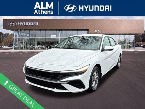 New 2026 Hyundai Elantra SE FWD image 1