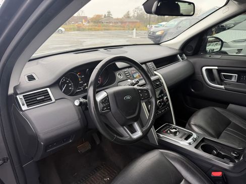 Used 2018 Land Rover Discovery Sport HSE image 10