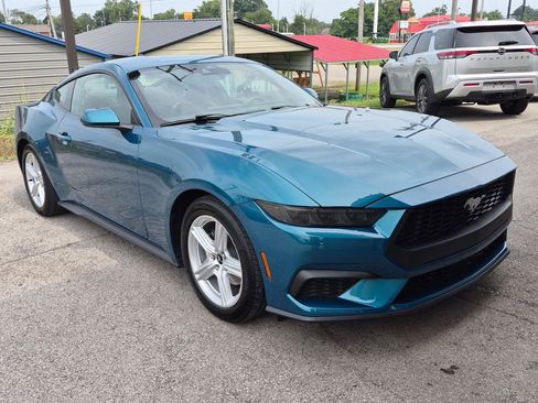 Used 2026 Ford Mustang Premium RWD image 1
