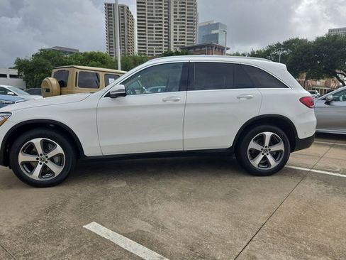 Used 2022 Mercedes-Benz GLC 300 image 8