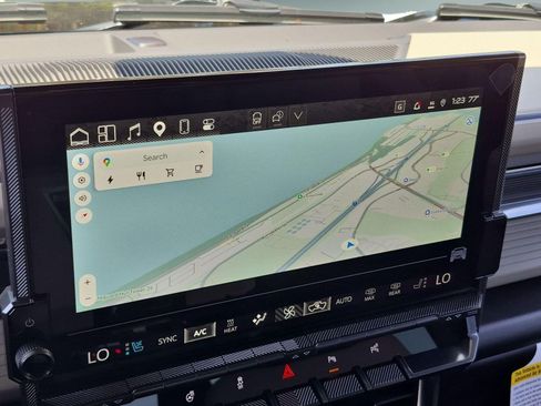 New 2026 GMC Hummer EV 4x4 Crew Cab image 13