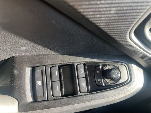 Used 2025 Subaru Crosstrek 2.5i Sport w/ Crosstrek Mirror Package image 23