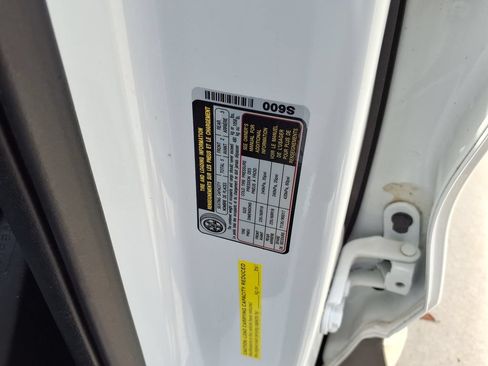 Used 2022 Hyundai Santa Fe SEL FWD image 32