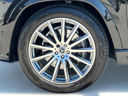 Certified 2025 Mercedes-Benz GLS 580 4MATIC image 12