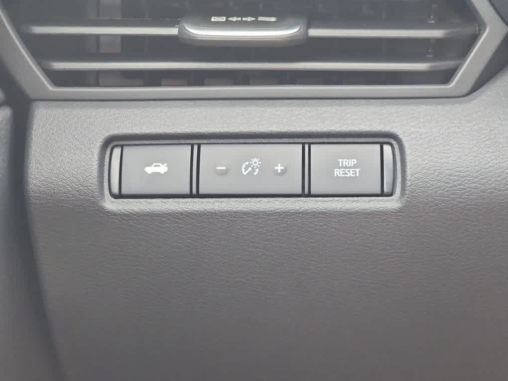 Used 2025 Nissan Altima 2.5 SR w/ SR Premium Package FWD image 18