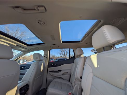 Used 2022 GMC Acadia Denali w/ Denali Ultimate Package image 43