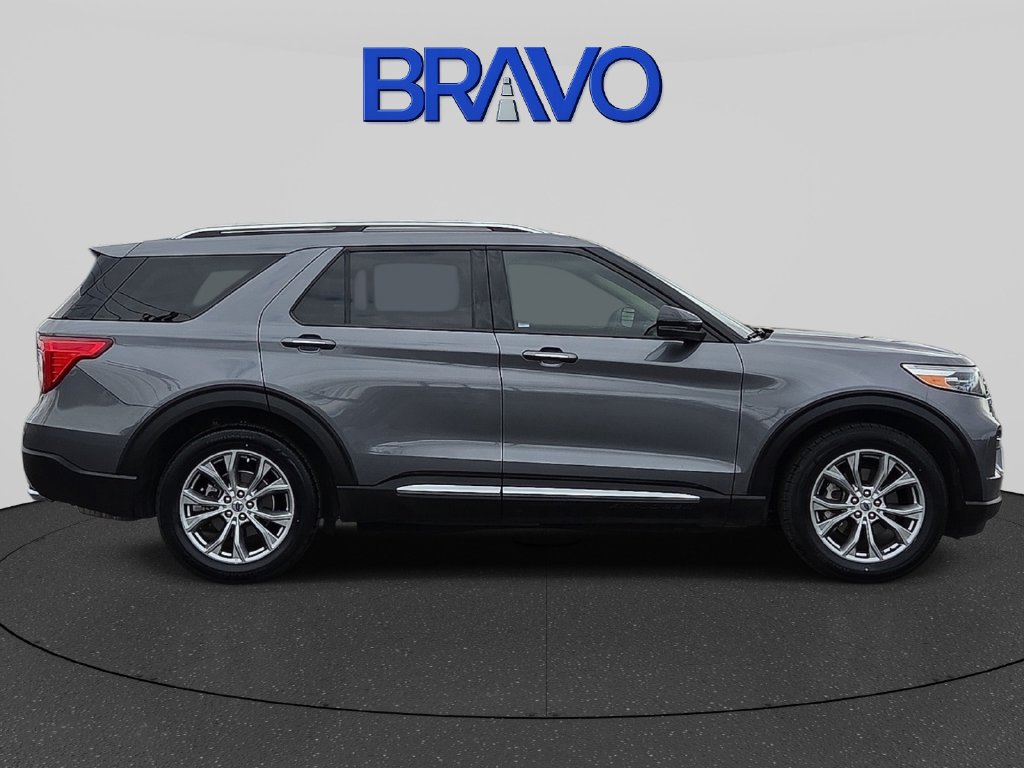 Used 2022 Ford Explorer Limited w/ Equipment Group 301A RWD image 5