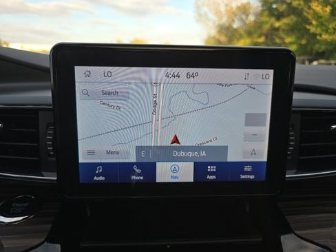 Certified 2022 Ford Explorer Limited w/ Equipment Group 301A image 19