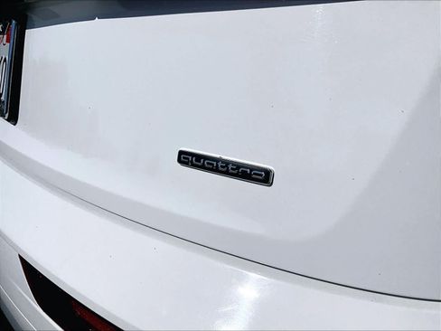Used 2019 Audi Q5 2.0T Premium w/ Convenience Package AWD/4WD image 11