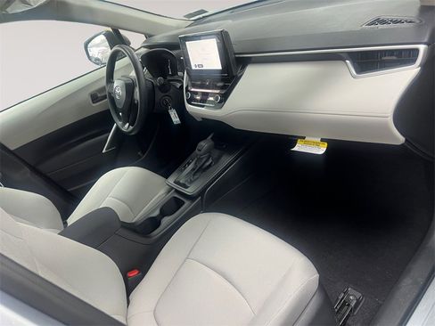 New 2026 Toyota Corolla Cross L image 15