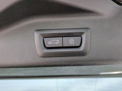 Certified 2025 BMW X5 xDrive40i w/ Premium Package image 39