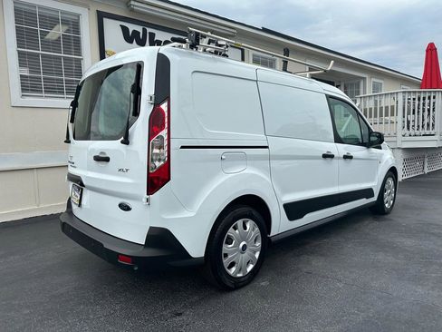 Used 2019 Ford Transit Connect XLT FWD image 6