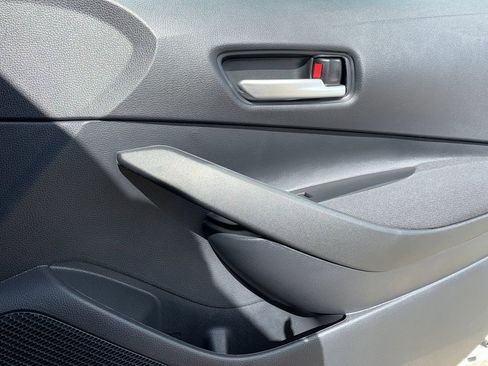 New 2026 Toyota Corolla SE FWD image 18