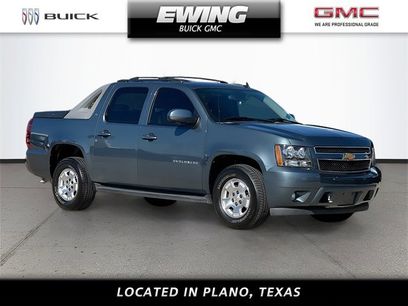 Used 2011 Chevrolet Avalanche LT w/ Luxury Package