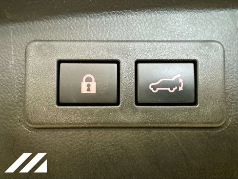 Used 2025 Subaru Outback Onyx Edition AWD/4WD image 29
