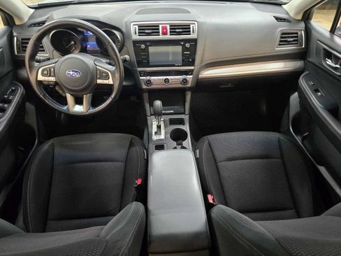 Used 2015 Subaru Outback 2.5i Premium AWD/4WD image 4