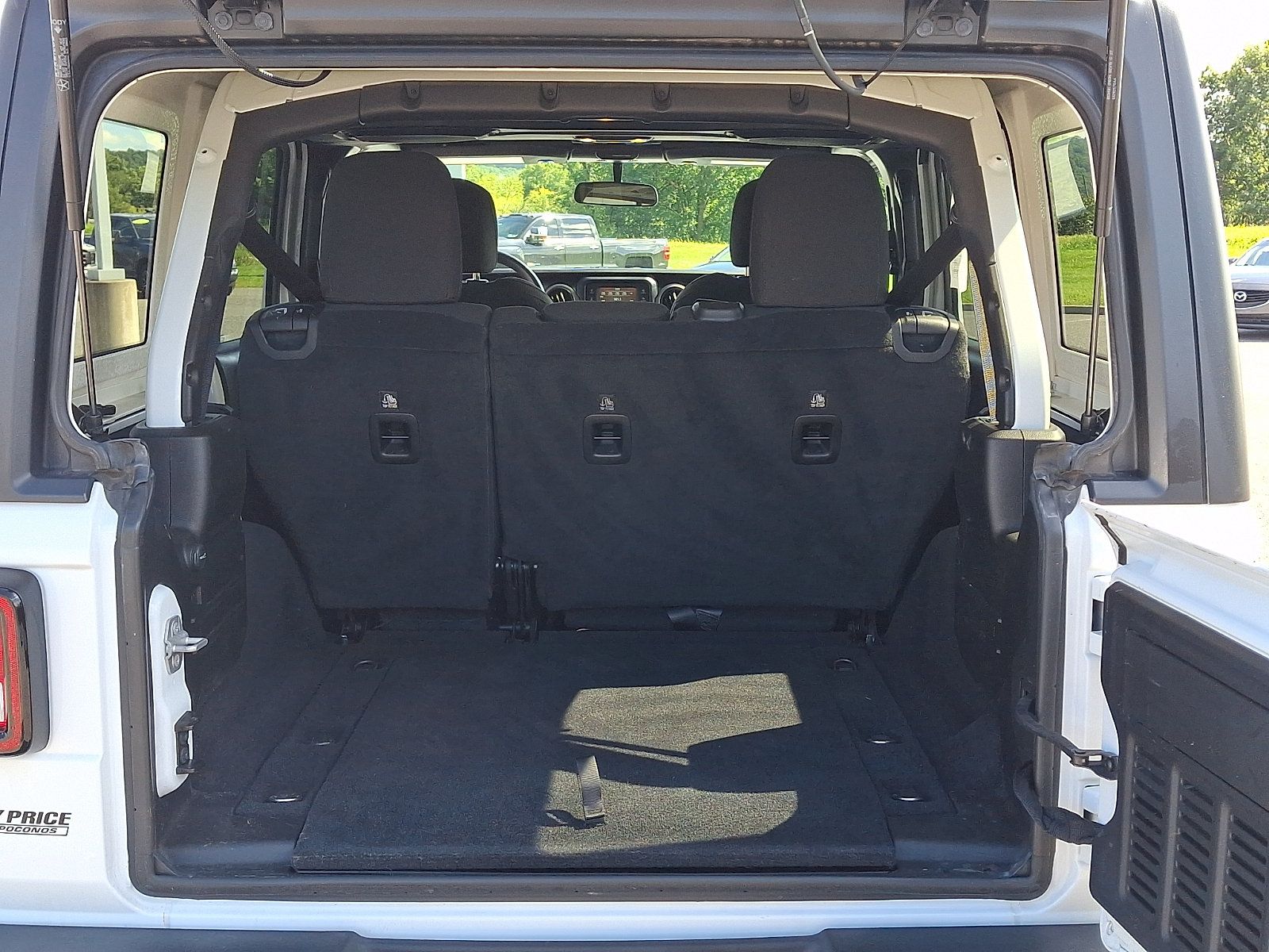 Used 2019 Jeep Wrangler Unlimited Sport AWD/4WD image 29
