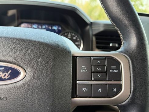 Used 2022 Ford Expedition Max Limited image 16