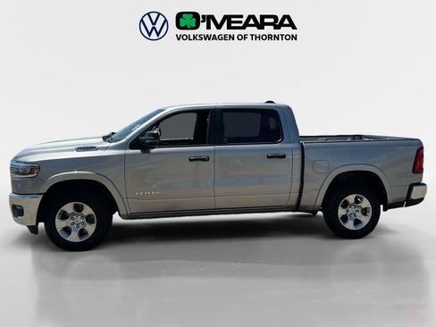 Used 2025 RAM 1500 Big Horn AWD/4WD image 2