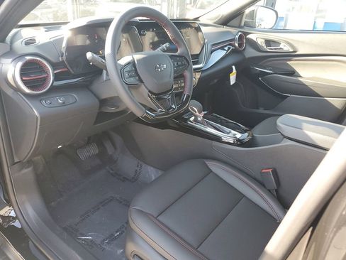 New 2026 Chevrolet Trax RS image 18