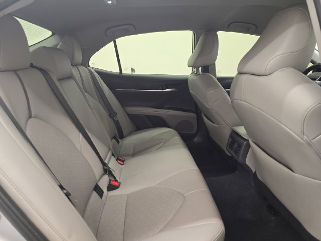 Used 2023 Toyota Camry XSE FWD image 12
