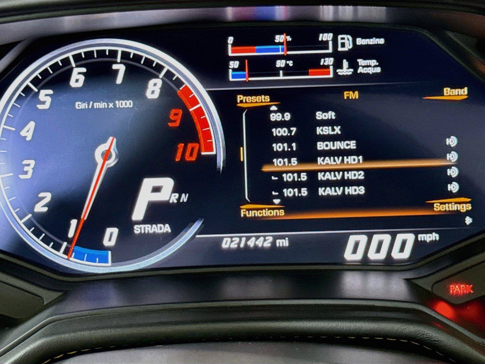 Used 2017 Lamborghini Huracan LP 580-2 RWD image 16