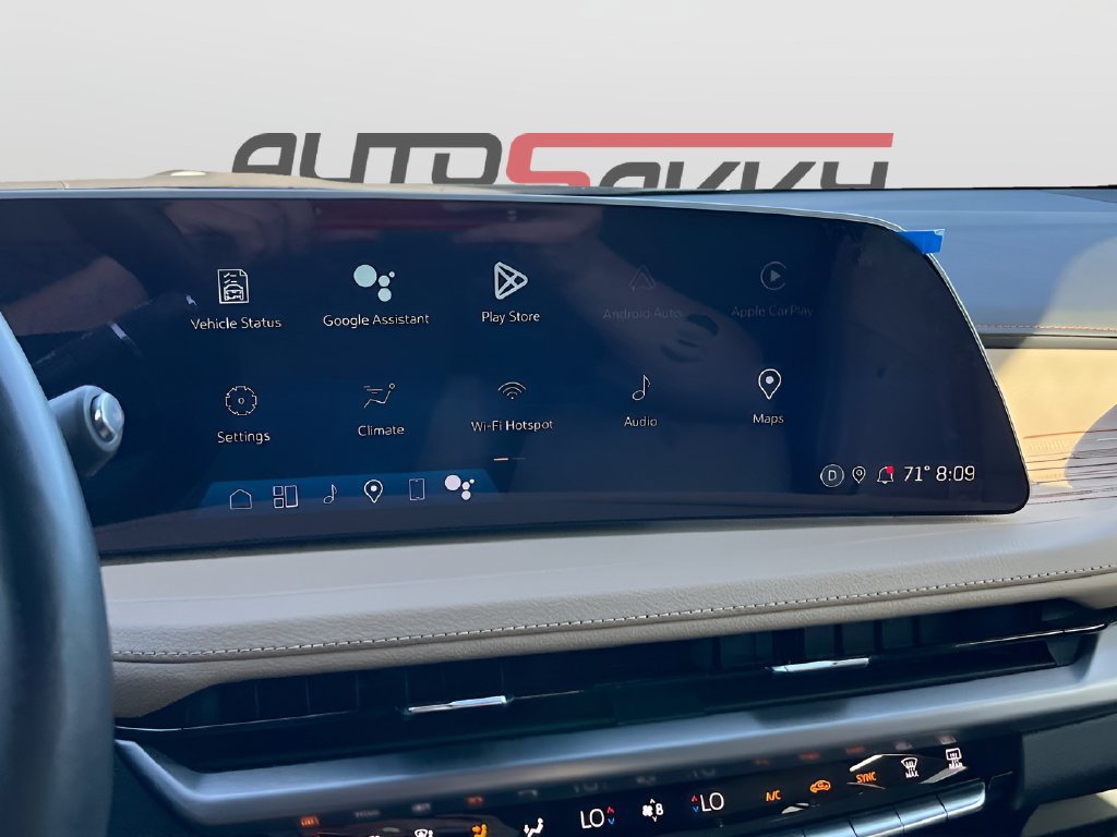 Used 2024 Cadillac XT4 Premium Luxury w/ Cold Weather Package FWD image 14