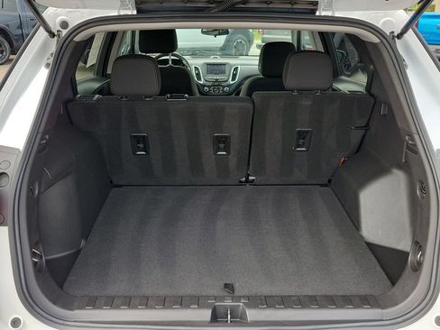 Used 2022 Chevrolet Equinox LT FWD image 9