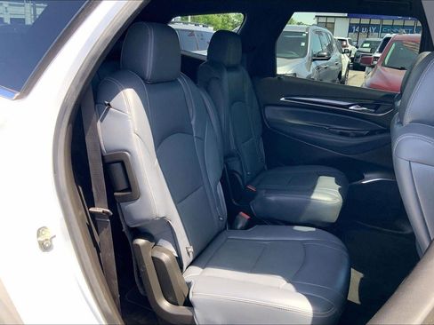 Used 2023 Buick Enclave Essence w/ Experience Buick Package AWD/4WD image 22