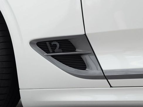 Used 2024 Bentley Continental GT Speed AWD/4WD image 19
