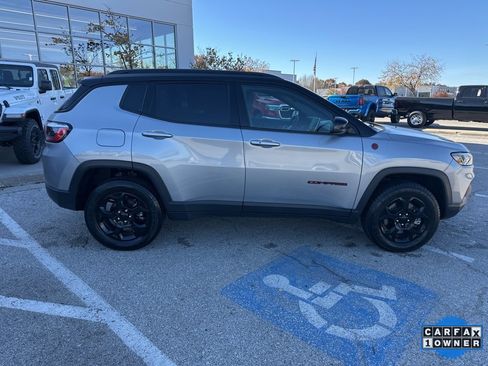 Used 2023 Jeep Compass Trailhawk image 34