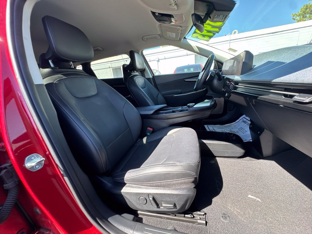 Used 2023 Kia EV6 Wind w/ Wind Technology Package RWD image 22