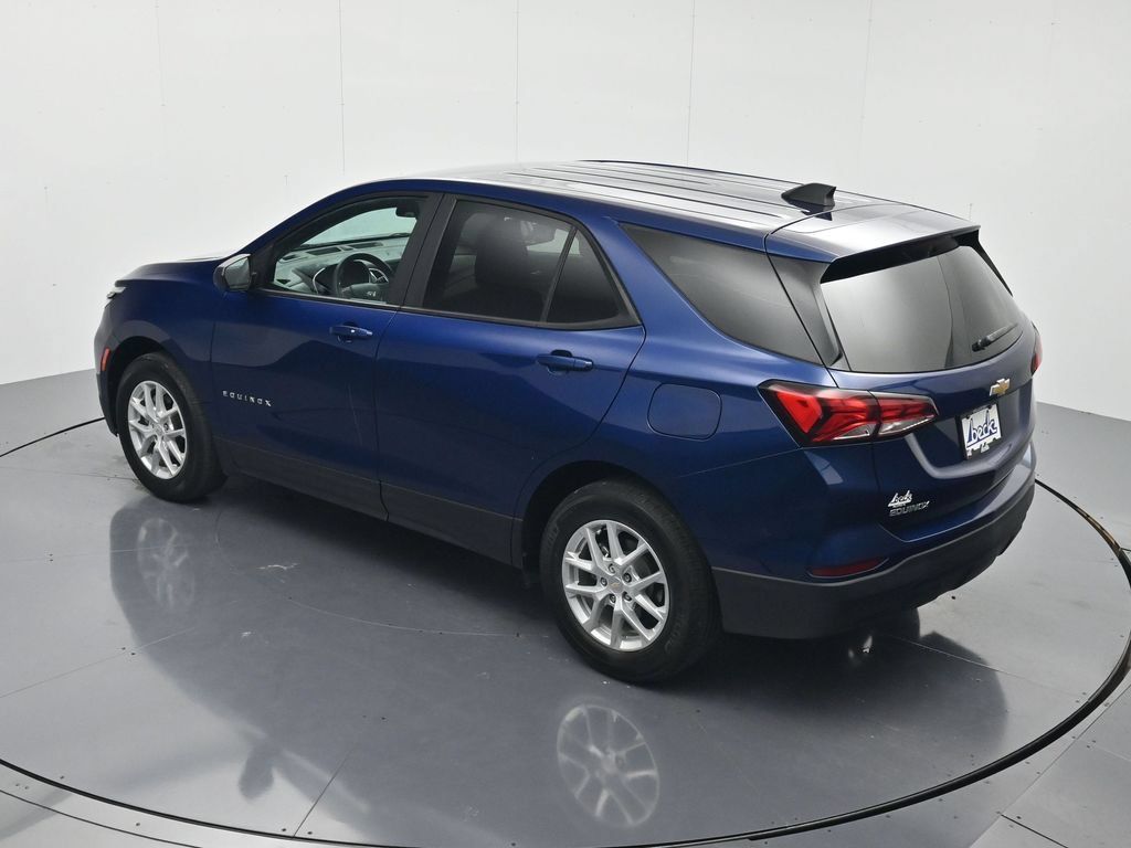 Used 2023 Chevrolet Equinox LS w/ LS Convenience Package FWD image 33