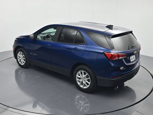 Used 2023 Chevrolet Equinox LS w/ LS Convenience Package FWD image 33