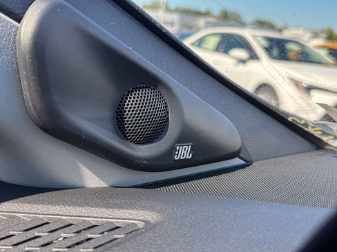 New 2026 Toyota Prius Plug-In Hybrid image 9