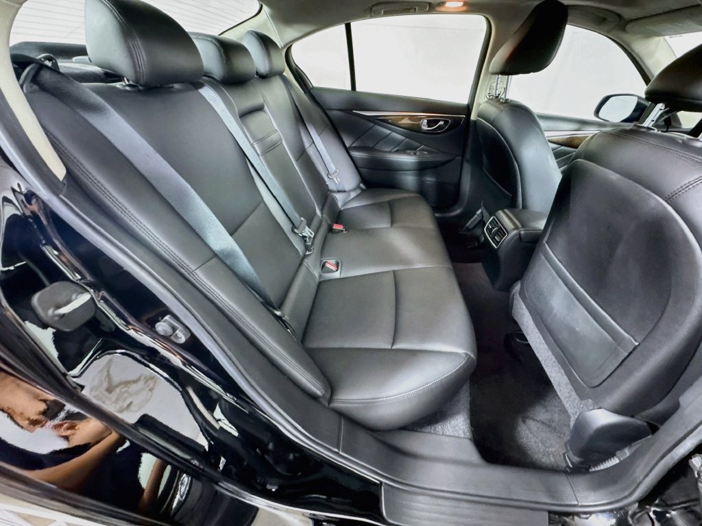 Certified 2019 INFINITI Q50 Luxe w/ Essential Package (3.0T Luxe) RWD image 36