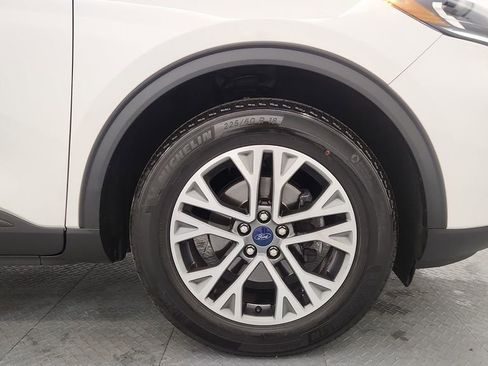 Used 2022 Ford Escape SEL image 25