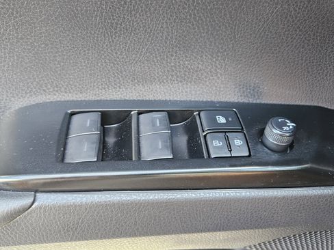 Certified 2025 Toyota Camry LE image 13