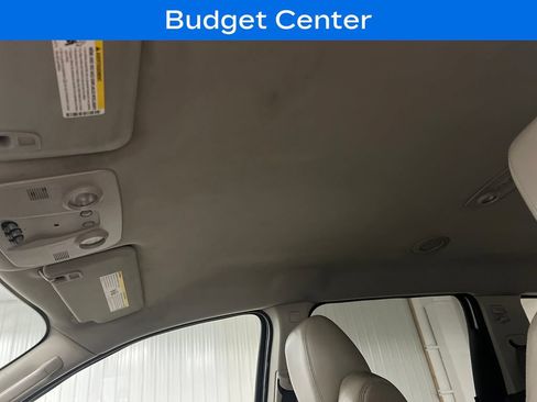 Used 2012 Chevrolet Traverse LTZ AWD/4WD image 27