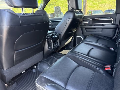 Used 2022 RAM 3500 Laramie AWD/4WD image 14