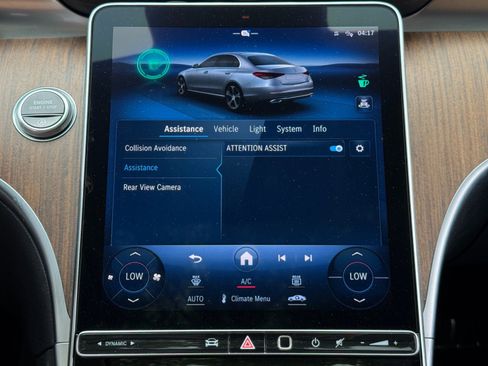 Used 2022 Mercedes-Benz C 300 Sedan image 31