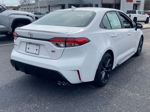 New 2026 Toyota Corolla SE image 12